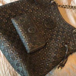 Tory Burch Black Quilted Handbag & Wallet